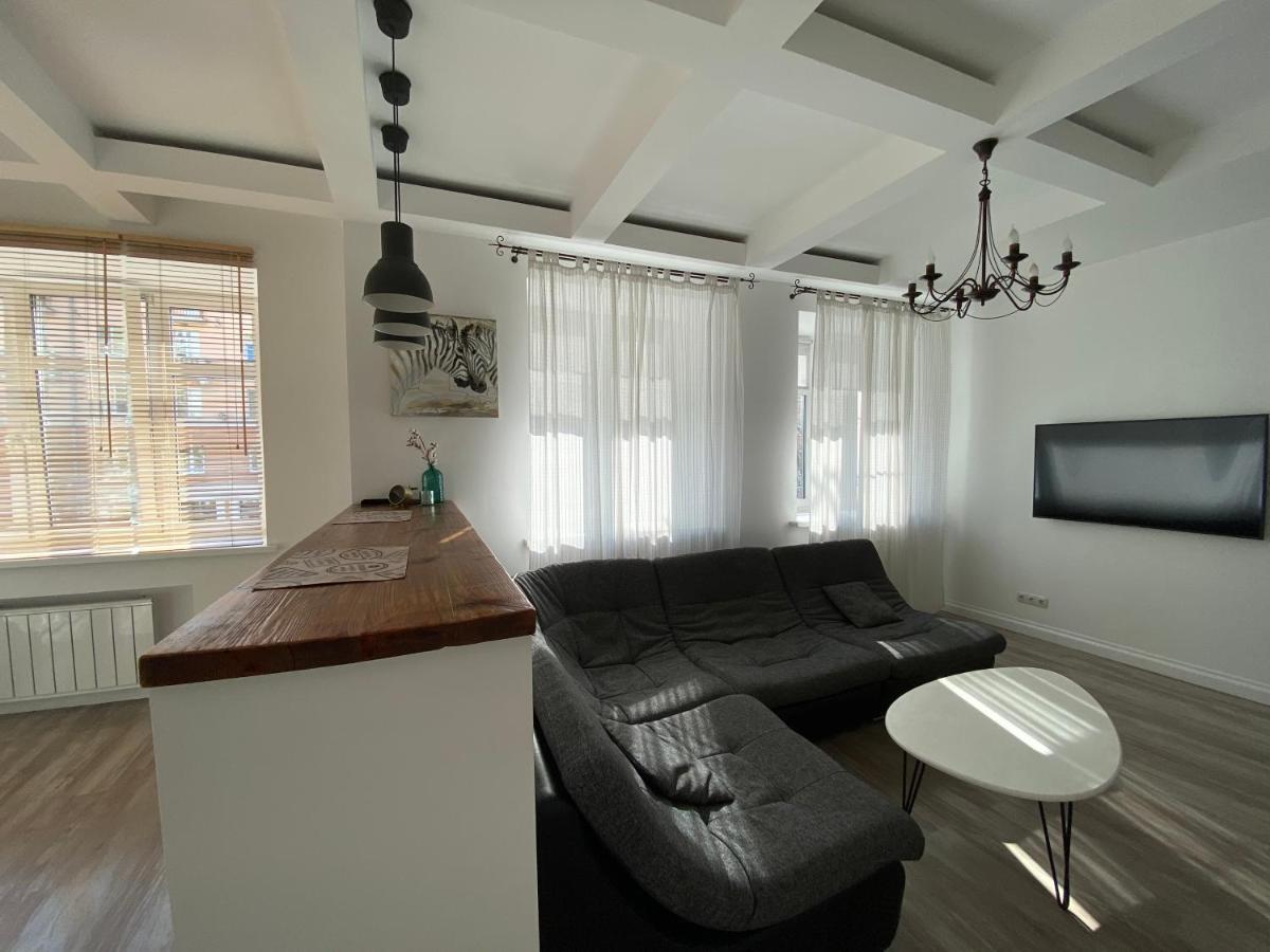 גומל Bright Apartment מראה חיצוני תמונה